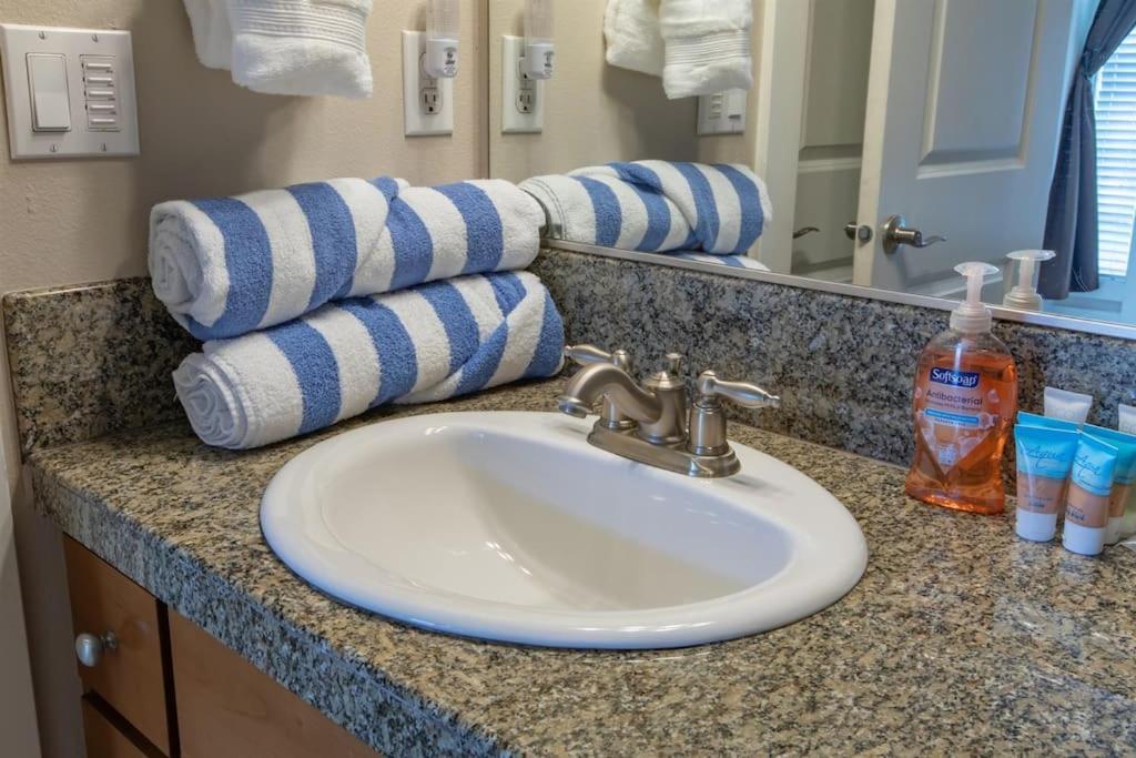 Rockaway Beach Vibes,Waterfront Oceanfront Rockaway Beach House Near Downtown,Wifi, Washer Dryer ภายนอก รูปภาพ